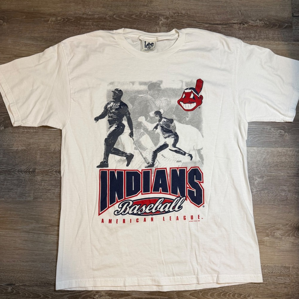 Vintage 1996 Cleveland Indians Lee Sport Nutmeg T-Shirt XL White Chief Wahoo MLB